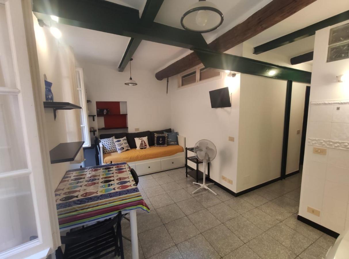 A Casa Di Silvia Apartment Камогли Екстериор снимка